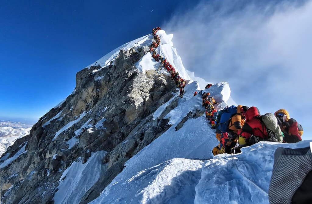 صعود به قله اورست – بهار ۱۴۰3